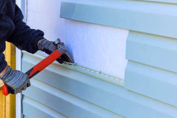Reliable Emergency Siding Repair contractor in Park Ridge, IL by Squared Siding